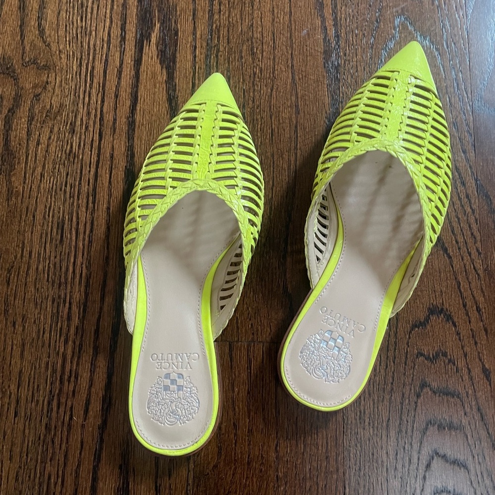 Vince camuto flat mules in neon yellow size 8.5